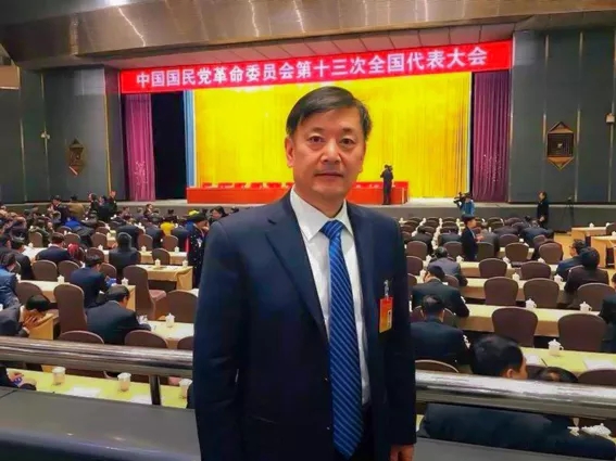 中国重汽董事长王伯芝当选民革第十三届中央委员会委员