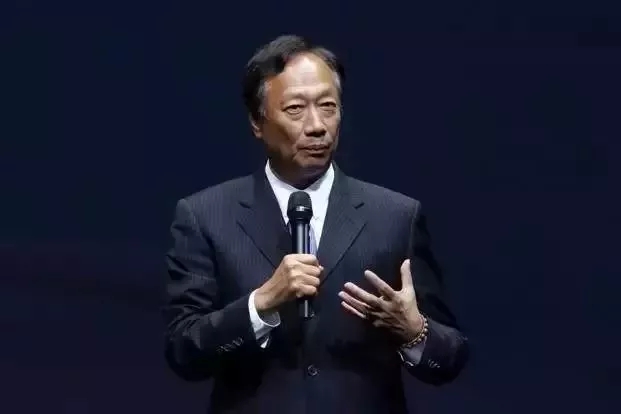 郭台铭：成功不成功靠的是你的精神